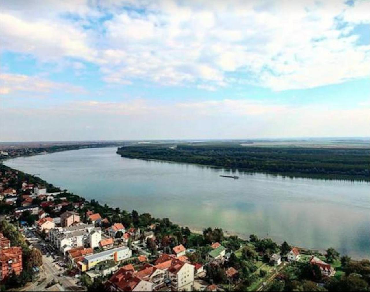 Prenociste Dunav Appartement Novi Banovci Buitenkant foto